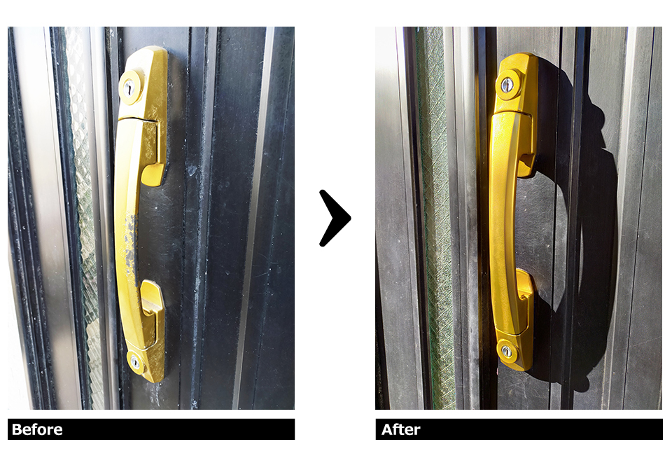 玄関ドアの取っ手 補修施工例